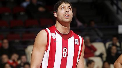 Μαύρα γενέθλια για Βασιλόπουλο