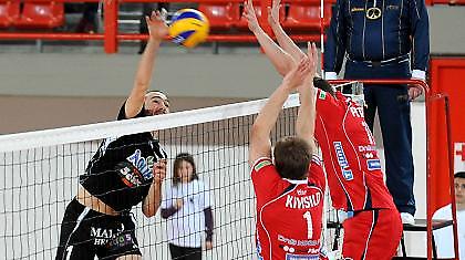 ΕΑΠ για τρόπαιο