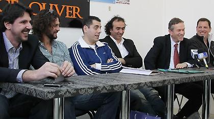 Ελλάδα και Μπαρτσελόνα τιμούν το παρελθόν