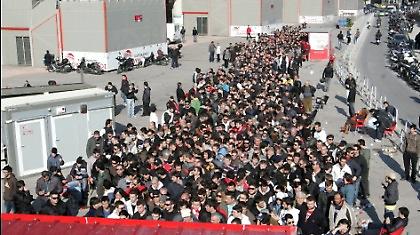 Sold out με το… καλημέρα