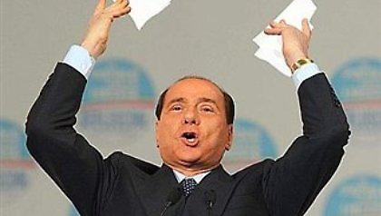 «Θα μηνύσω το... κράτος» λέει ο Μπερλουσκόνι