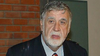 «Έφυγε» ο Κ. Κοσμόπουλος