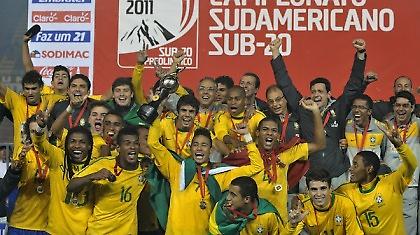 Πήρε την κούπα με «εξάρα» η Βραζιλία (video)