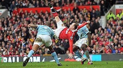 Τα «ψαλιδάκια» της χρονιάς (videos)