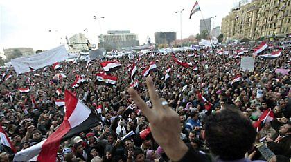 Αντιδράσεις για την παραίτηση Μουμπάρακ