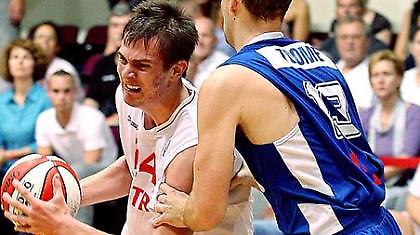 Μαχάλμπασιτς αντί Τουρκσάν