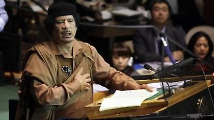 Καντάφι, ετοιμάσου, έρχεται η σειρά σου!