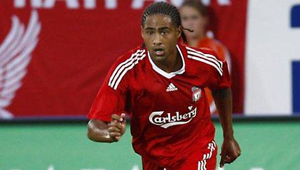 Τζόνσον: «Δεν νιώθω εκτός θέσης»