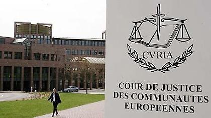 Ισχυρό «χαστούκι» σε FIFA και UEFA