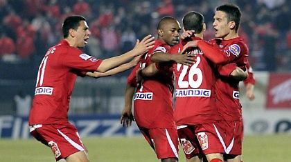 Με το μαχαίρι στο λαιμό