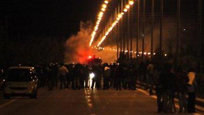 Φεύγουν τα ΜΑΤ από την Κερατέα