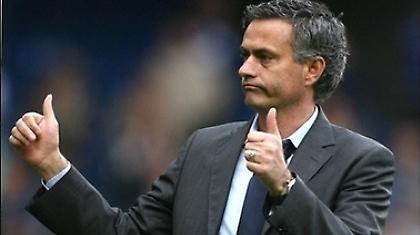 Μουρίνιο: «Αν δεν με απολύσουν, θα μείνω»