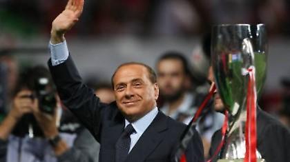 Οταν ο Μπερλουσκόνι ανέλαβε τη Μίλαν!