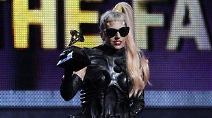 Lady Gaga: «Θα μπορούσα να είμαι single για πάντα»