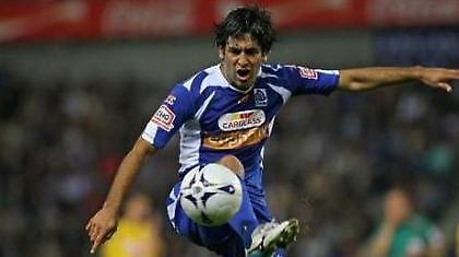 Ανέβηκε πρώτη και περιμένει