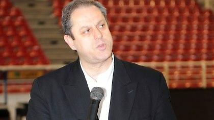 «Έκανα τεράστια προσπάθεια να μη φύγει ο ‘Λάζος’»