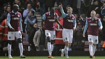 Πρόκριση με «σφυρο-κόπημα»!