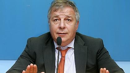 Μπιτσαξής: «Δεν μπορεί η Σούπερ Λίγκα»