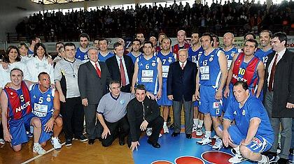 Επέστρεψε ο Φραγκίσκος Αλβέρτης!