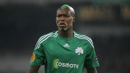 Σισέ: «Μου κούναγαν μπανάνες»