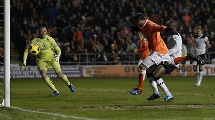 Δεν γυρνάς απ' το Μιλάνο;