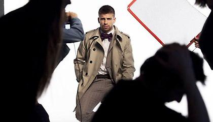 Ο Πικέ… την είδε μοντέλο (pics)