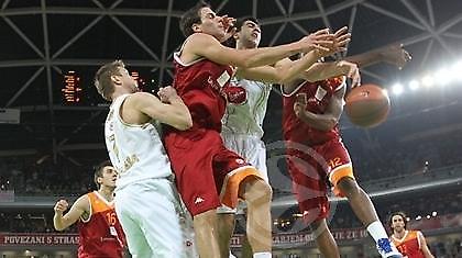 Για την τιμή των όπλων