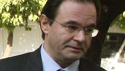 Λουριά σφιγμένα και βλέπουμε…