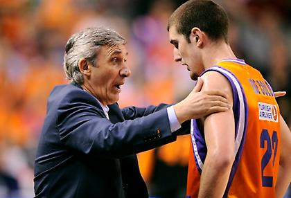 Νίκησε και βλέπει πρόκριση η Βαλένθια!