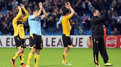 Ονειρεύεται… ελληνικά