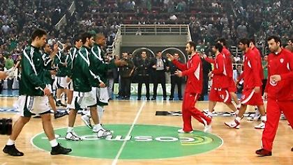 Συζητούν για τον τελικό των «αιωνίων»