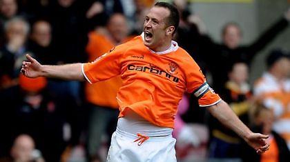 Ψάχνει το… πρόβλημα ο Άνταμ