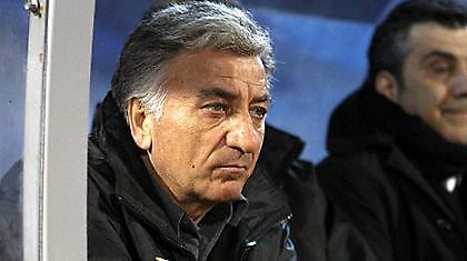 «Τρίζει» η καρέκλα του Βούκοτιτς