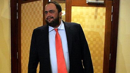 Επιθετικός ο Μαρινάκης