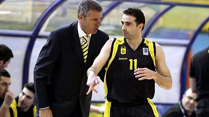 Χαραλαμπίδης: «Δεν τρέχουμε να προλάβουμε τίποτε»