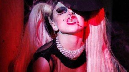 Η Lady Gaga στην πασαρέλα