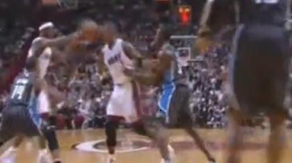 Η καλύτερη πάσα του Λεμπρόν (video)