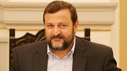 «Δεν καταργούνται τα επιδόματα ανεργίας»