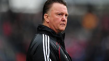 Ρουμενίγκε: «Ακόμη δεν έχουμε αποφασίσει για Φαν Γκάαλ»