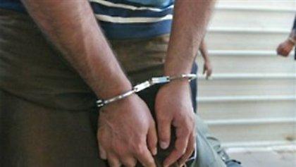 Έκρυψαν μετανάστη στο πορτ-μπαγκάζ