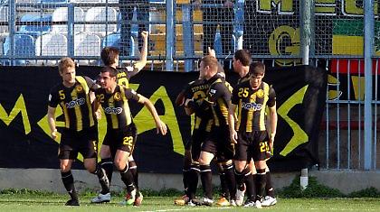 Στα Μέγαρα… τραγουδούν ακόμα