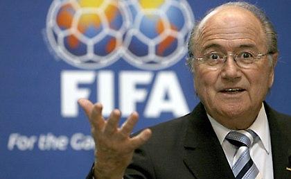 «Μέτωπο» με Μπλάτερ