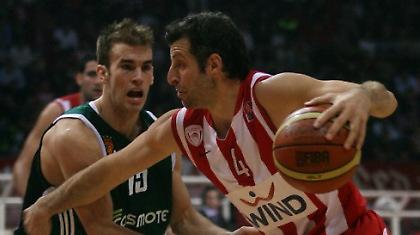 Καλάθης αντί Παπαλουκά