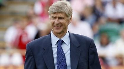 Σε απολογία Βενγκέρ, Νασρί