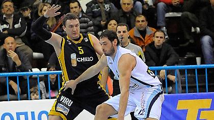 Τσάμη-κο ο Κολοσσός, χορό Ζαλόγγου η ΑΕΚ