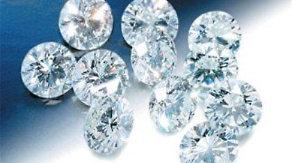 Κοσμήματα αξίας 14 εκατομμυρίων ευρώ στον υπόνομο!