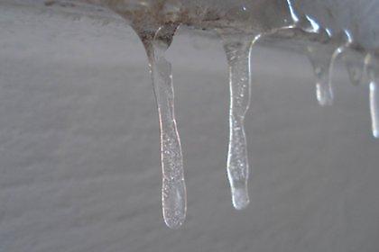 Παγετός στους δρόμους και κλειστά σχολεία στην Αττική