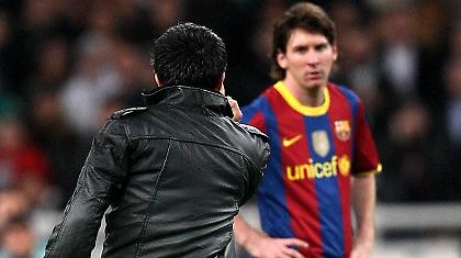 Χαμόγελα για… ποινή και τραυματίες