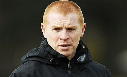 Δεν παραιτείται ο Λένον