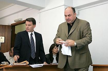 Κάντε τους να «ξεράσουν» τα πάντα